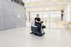 Nilfisk SC2000 53 battery Ride On Scrubber