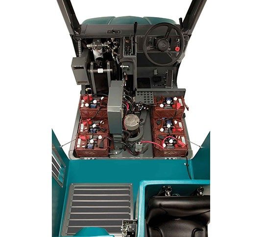 Tennant S20 Compact Ride-On Sweeper + Free Black Jet Honda Powered GX390 Petrol High Pressure Washer