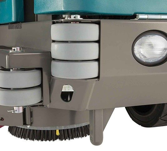 Tennant M30 Ride-On Sweeper-Scrubber + Free Black Jet Honda Powered GX390 Petrol High Pressure Washer