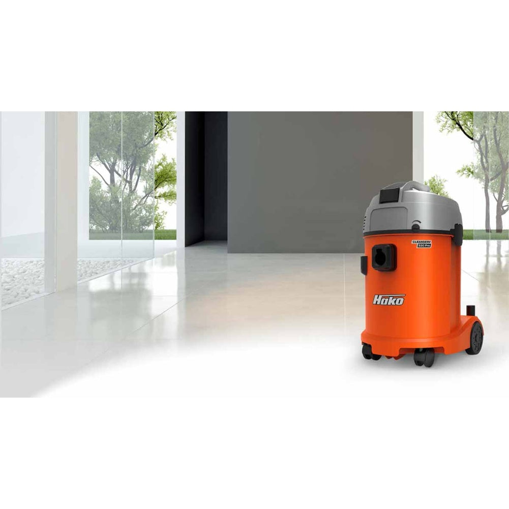 Hako Cleanserv VU4 Commercial Vacuum Cleaner