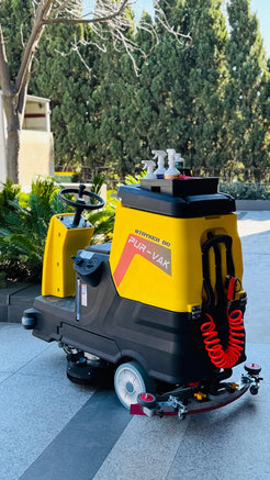 Purvak Stryker 80 Ride On Scrubber