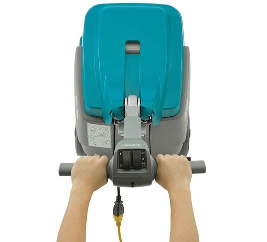 E5 Compact Low-Profile Carpet Extractor